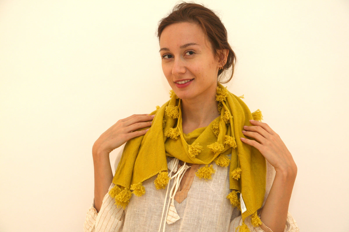 Cashmere Pompom Scarf Mustard