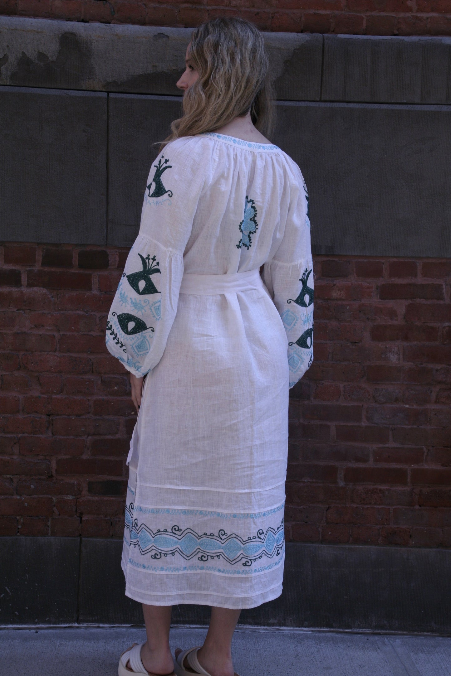Sasha Linen Dress White Teal Emb - Joshi