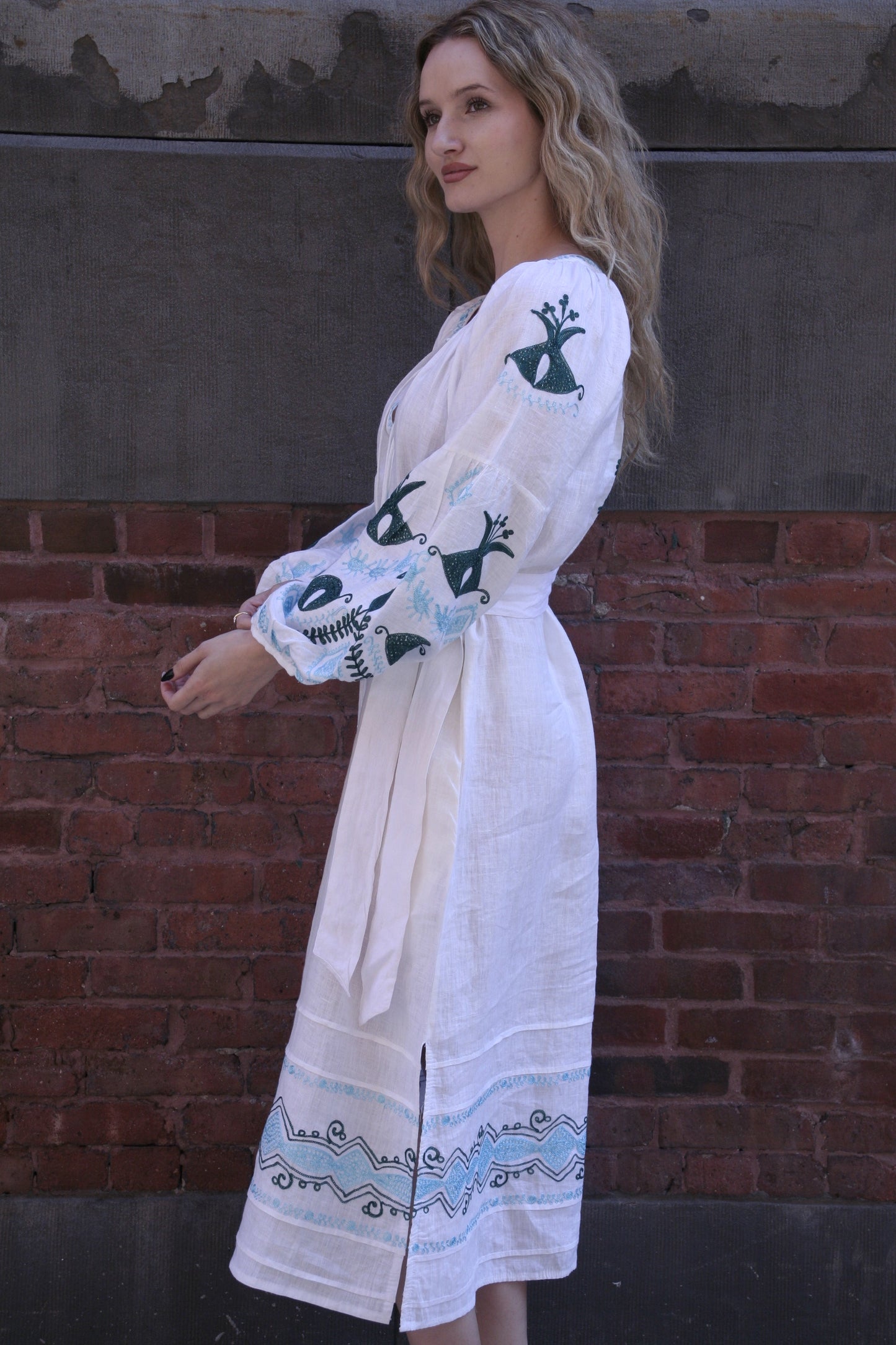 Sasha Linen Dress White Teal Emb - Joshi
