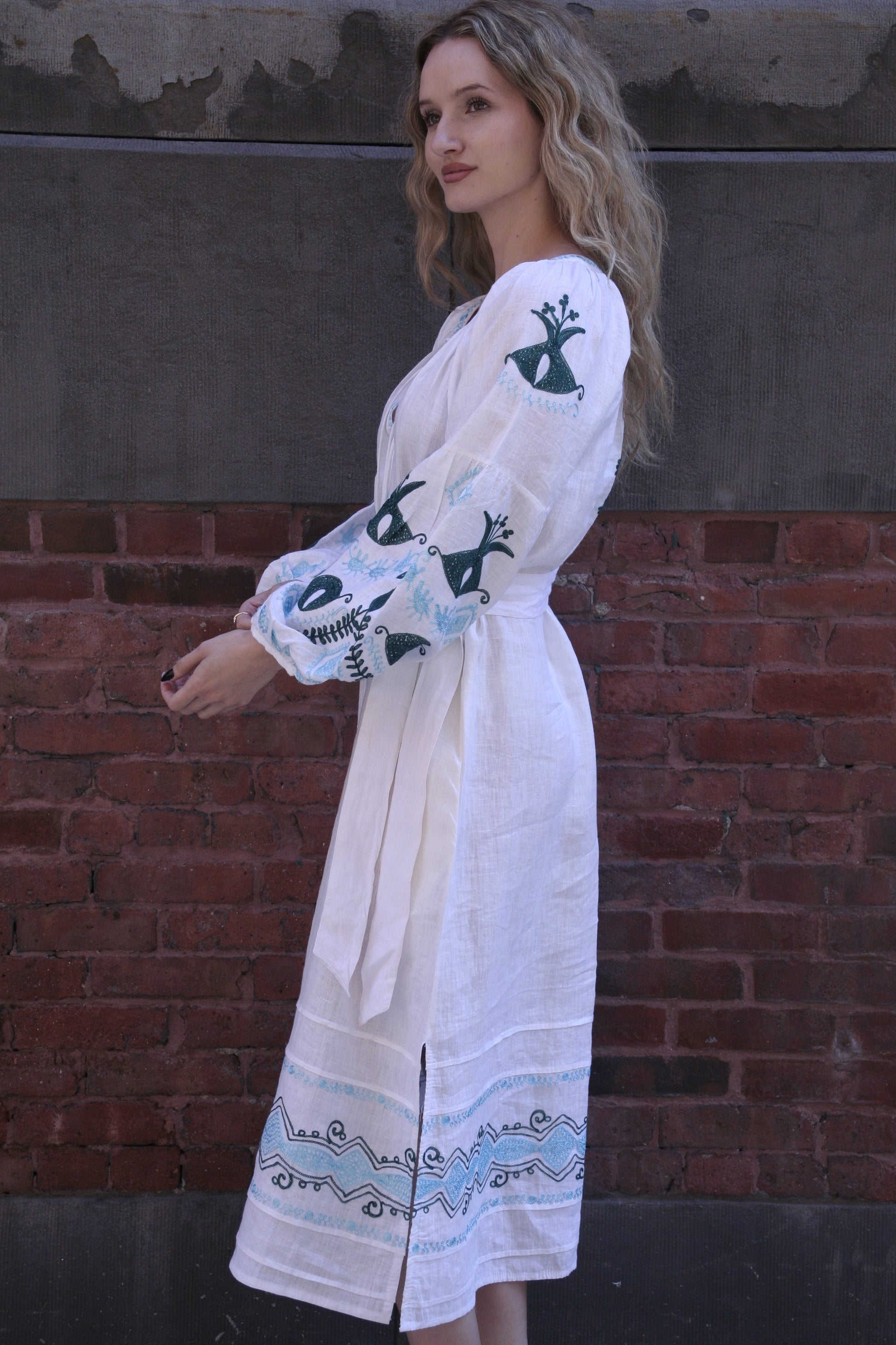 Sasha Linen Dress White Teal Emb - Joshi