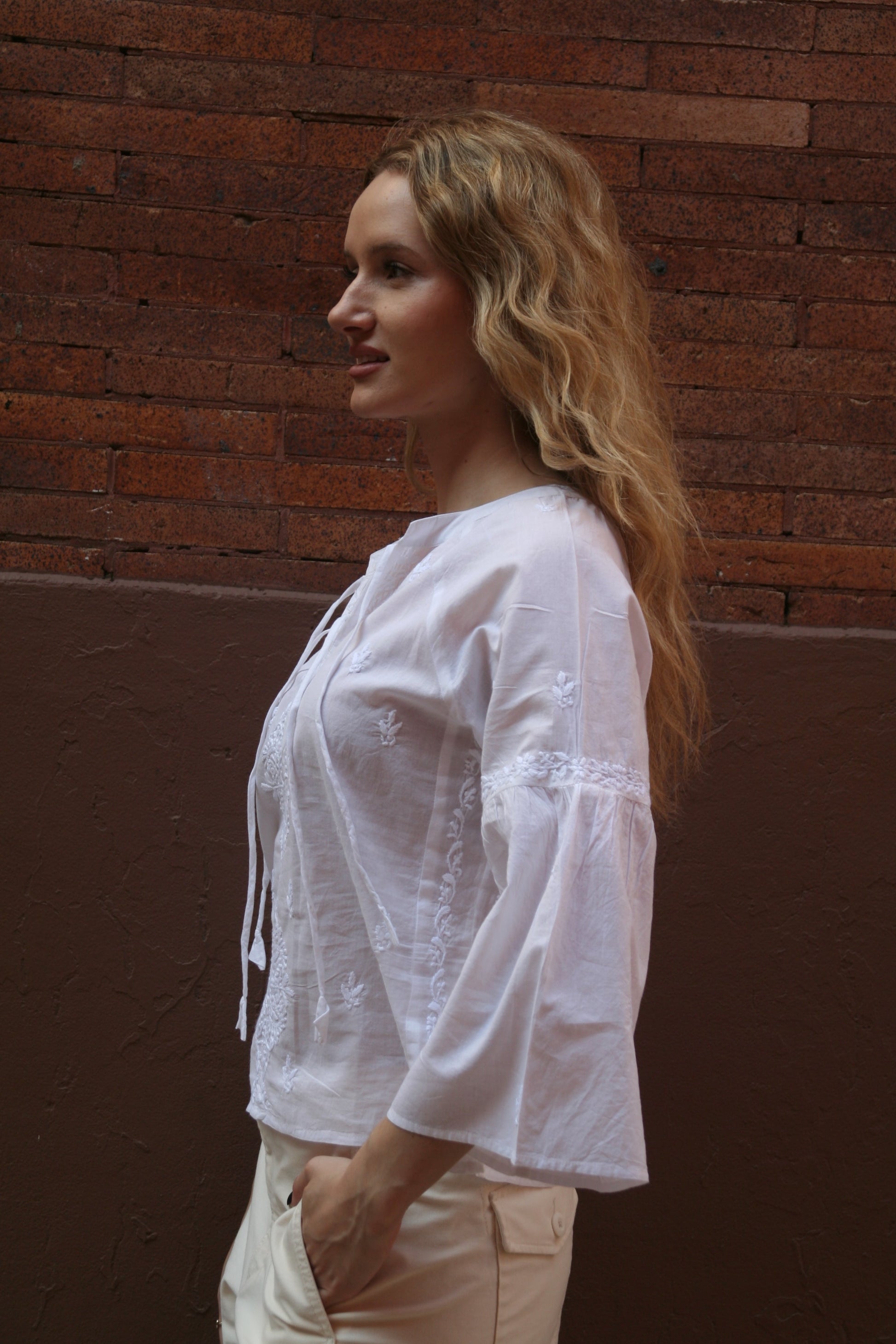 Tie Crop Top White - Joshi