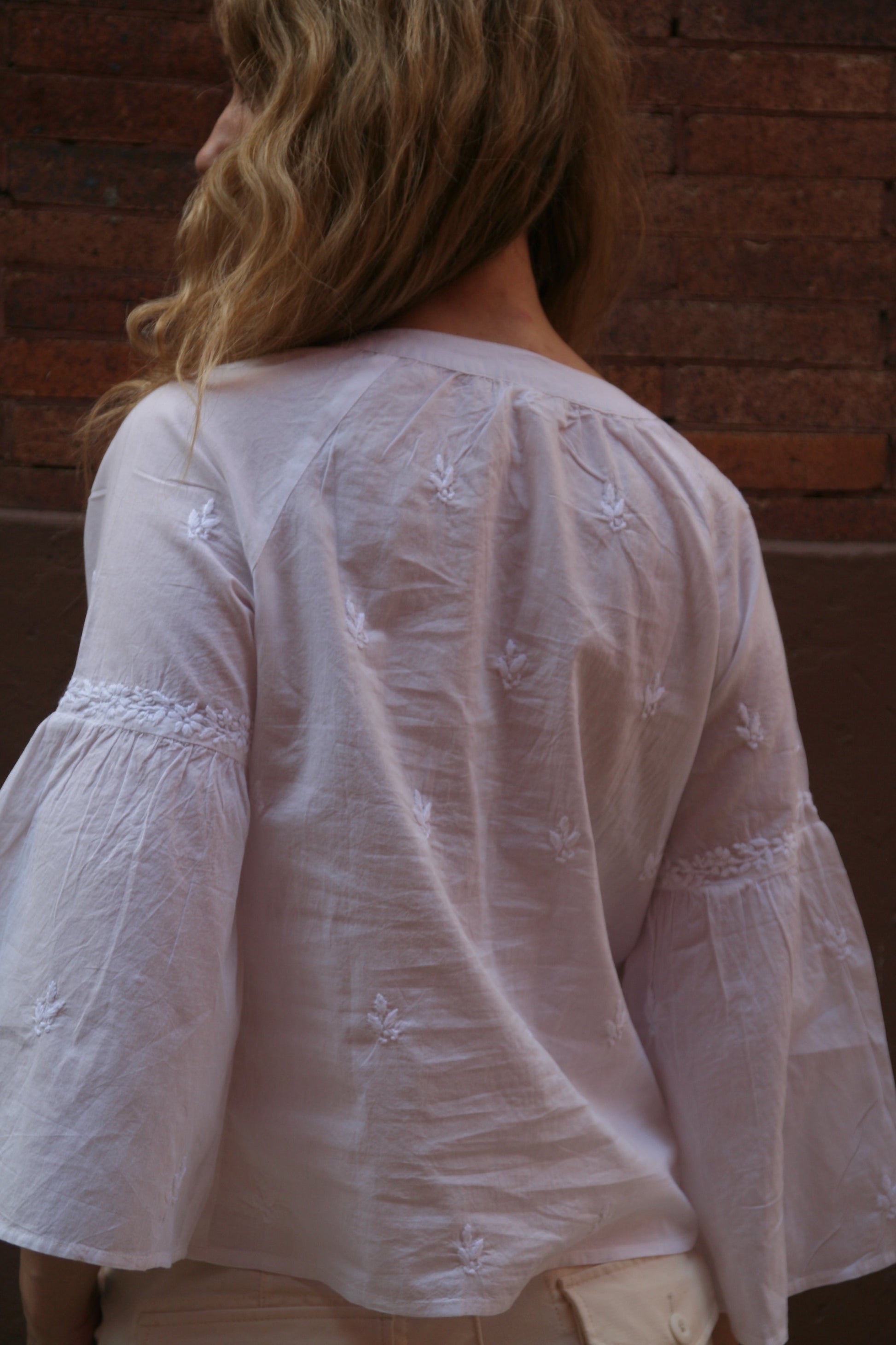 Tie Crop Top White - Joshi